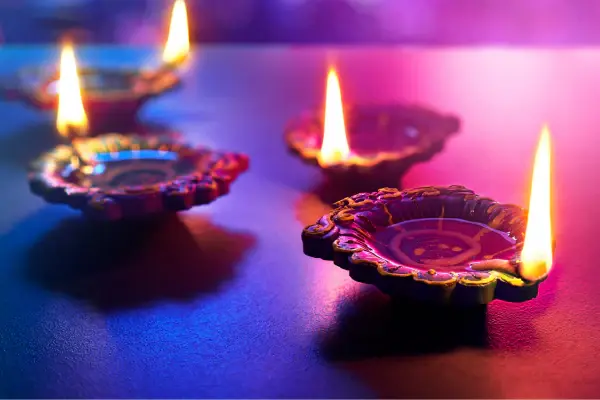 The Significance of Diyas in Diwali
